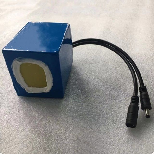 ชุดแบตเตอรี่ Li Ion 14.8v 18650 Icr18650-4s4p 8800mah สำหรับไฟเวที LED