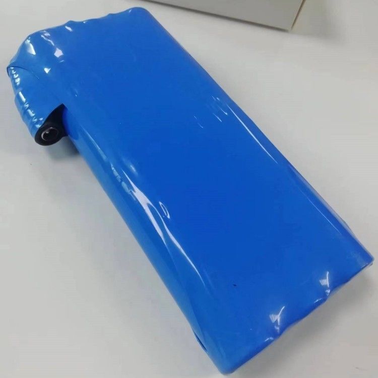 3S2P 21700 แบตเตอรี่ แพ็ค 11.1V 10000mAh ขนาดสองชั้น พร้อมเครื่องเชื่อมท่อ ไม่มีสายออก