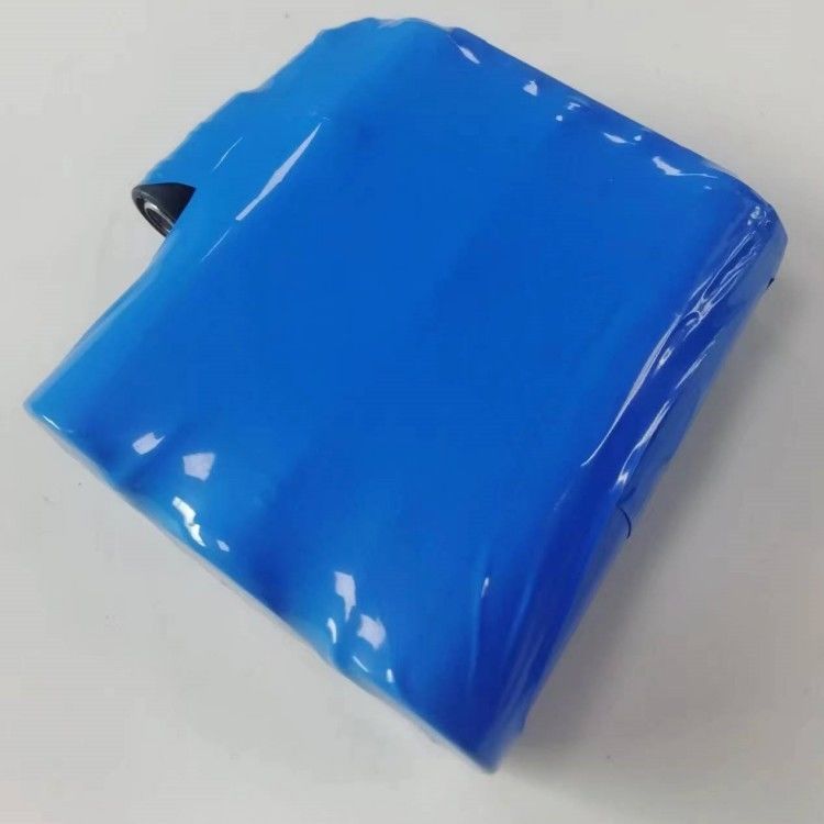11.1v 5000mah 3s1p แบตเตอรี่แพ็ค 21700 เซลล์ด้วย Dc5.5 X 2.1mm เพศหญิง