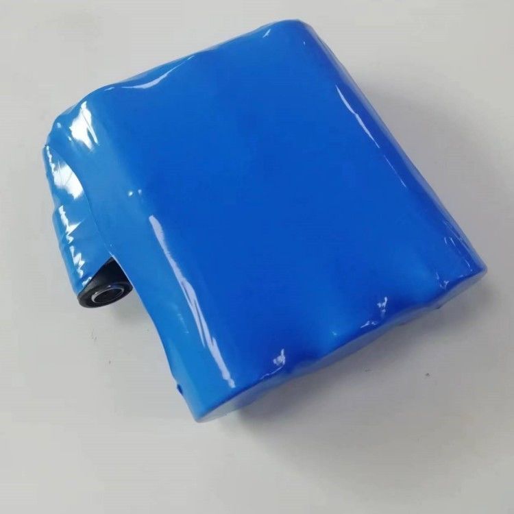 11.1v 5000mah 3s1p แบตเตอรี่แพ็ค 21700 เซลล์ด้วย Dc5.5 X 2.1mm เพศหญิง