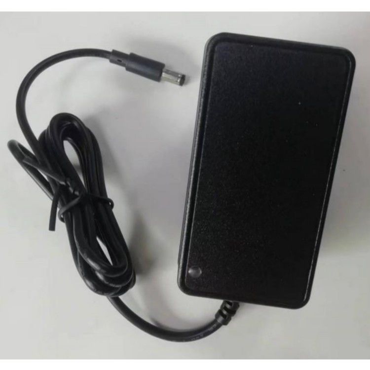 12.6v 3a แอค Dc แอดป์เตอร์ชาร์จ เครื่องพับแบบสแตนดาร์ทยุโรป Dc5.5x2.1mm เพศชาย
