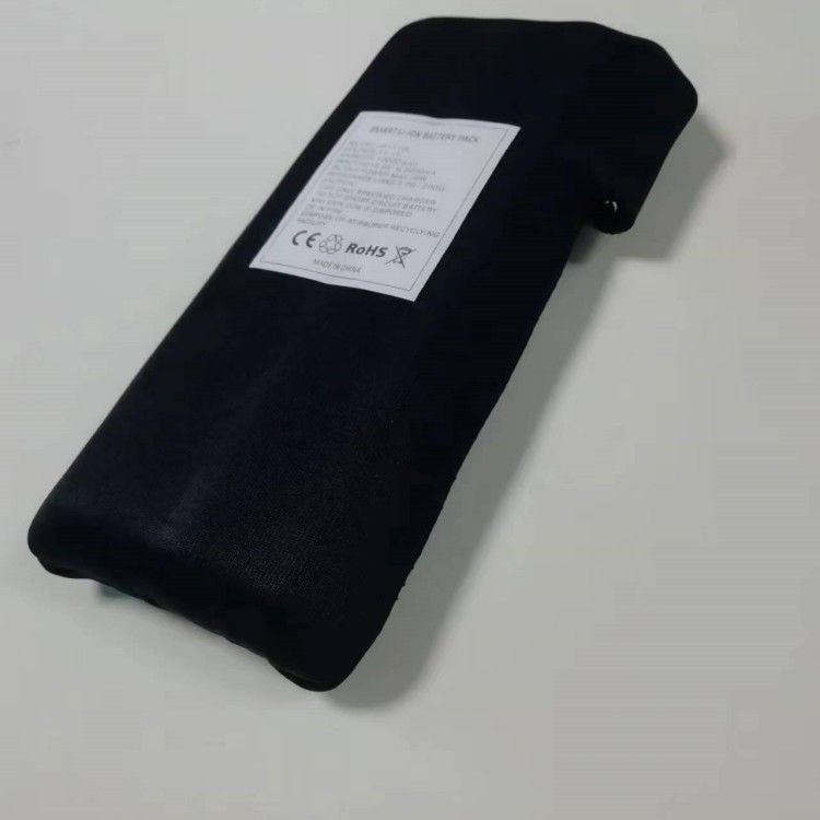 เสื้อผ้า 12V 10Ah แบตเตอรี่ 11.1V ผ้าดําห่อด้วยสายชาร์จDC สําหรับเสื้ออุ่น