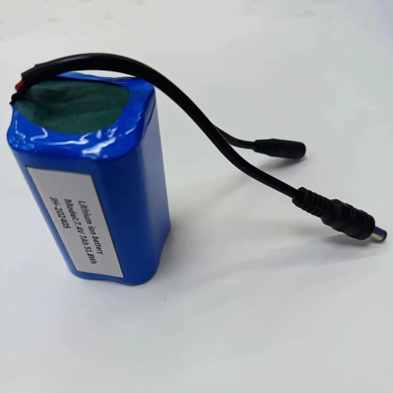 แบตเตอรี่ 7.4V ความจุสูงสุดสําหรับ 4 เซลล์ 18650 แบตเตอรี่ด้วยพล็อก DC