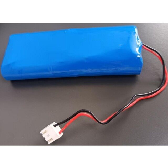 แบตเตอรี่หลอดเหลือง 18650 ที่สามารถรีชาร์จได้ตามสั่ง แพ็ค 22.2v 2600mAh พร้อมเครื่องเชื่อม 3Pin